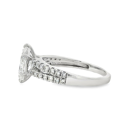 マーキスカットダイヤモンドのK18ホワイトゴールドエンゲージリング