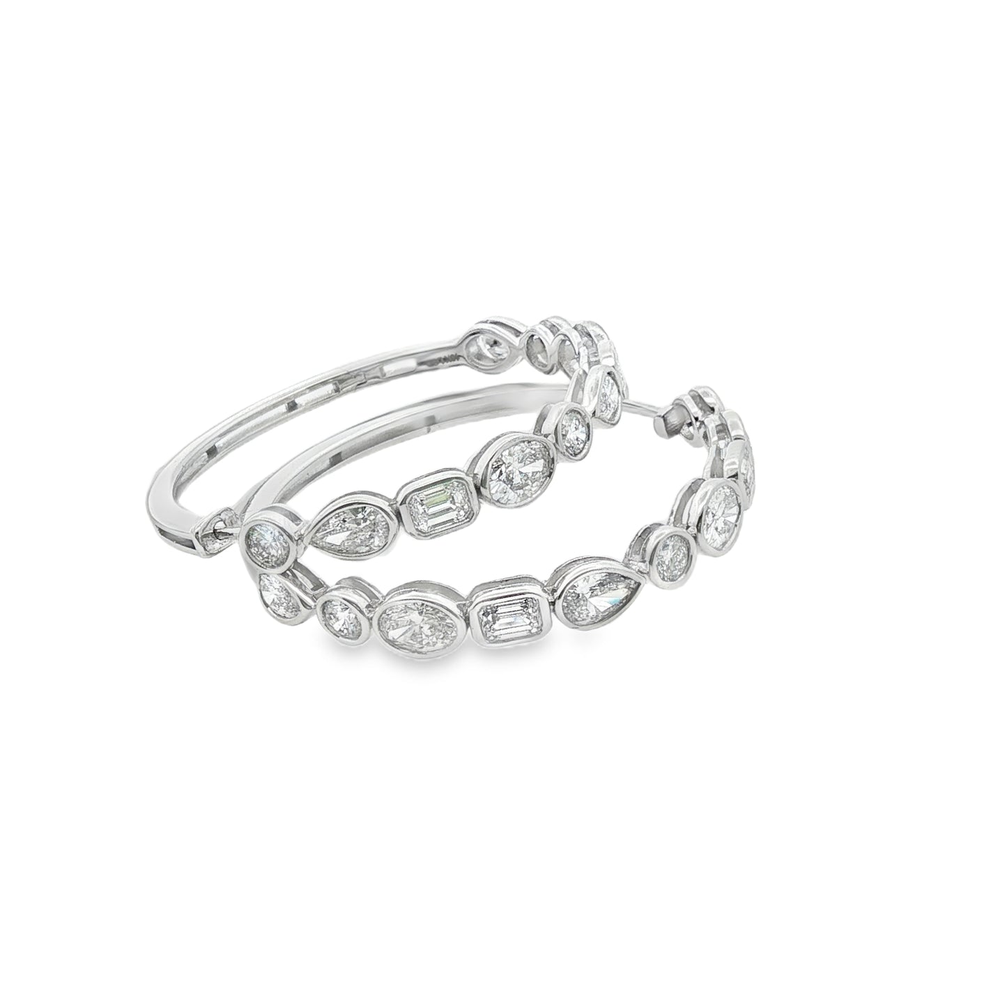 K18ホワイトゴールドフープピアス - マルチカットラボグロウンダイヤモンド