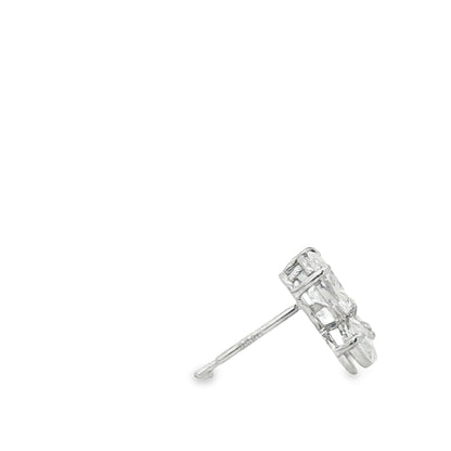 K18ホワイトゴールド ラボグロウンダイヤモンドイヤリング（オーバルカットとペアカット）